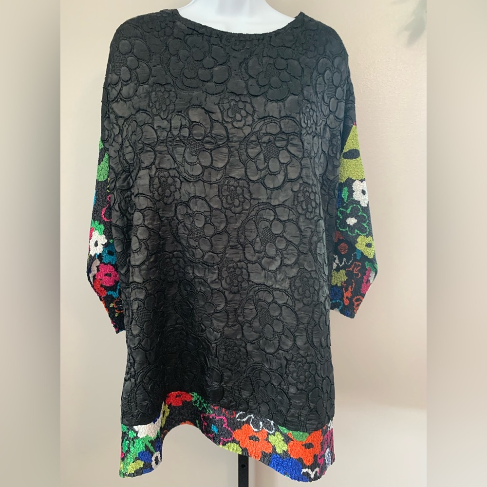 NWT Berek Black Tunic with Vibrant Floral Sleeves